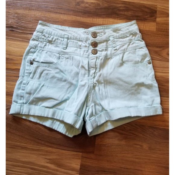 Celebrity Pink Shortie Shorts Light wash Triple button Stretch cuffed 5 #1082 - Picture 1 of 5